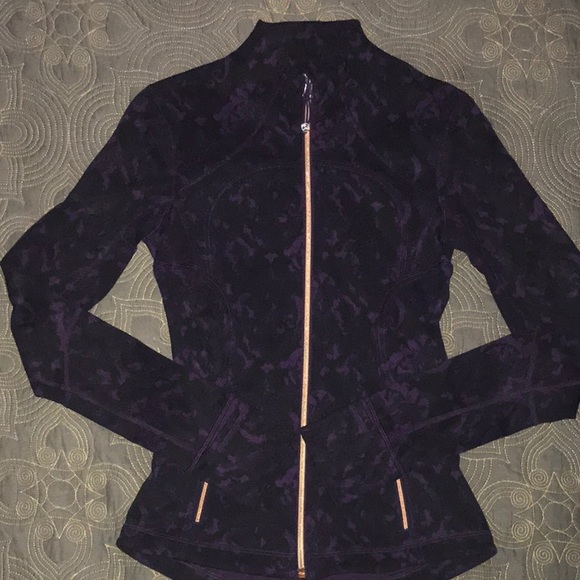 🎉HOST PICK🎉Lululemon Forme Jacket ll - Picture 2 of 9